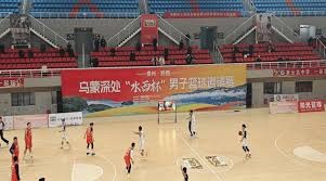 16分惨败！湖人缺詹姆斯不敌马刺，文班亚马首胜东契奇，差距尽显